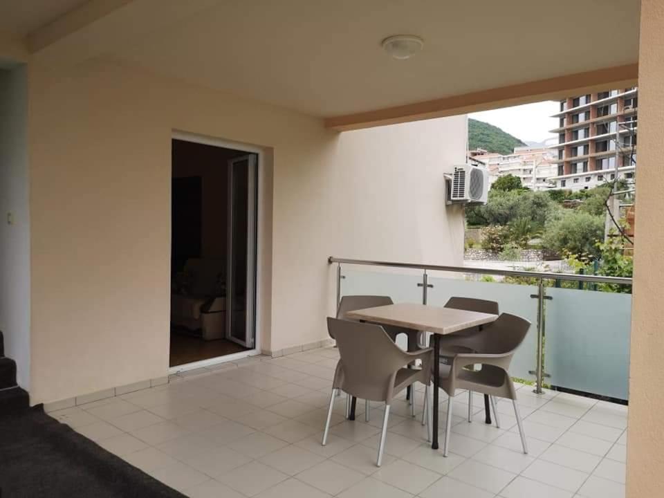 Apartmani Becici Habitación foto