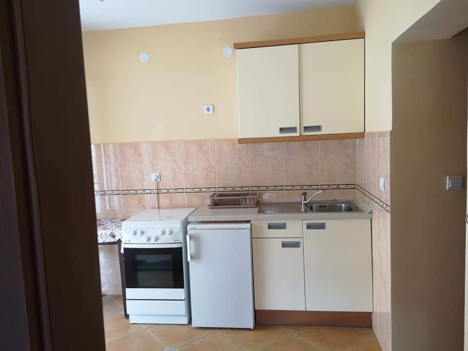 Apartmani Becici Habitación foto