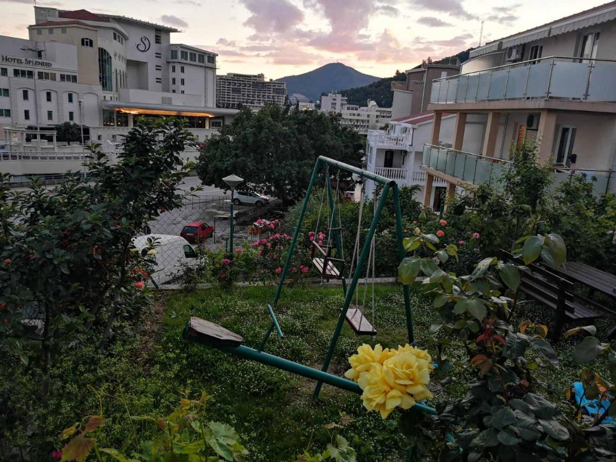Apartmani Becici Exterior foto